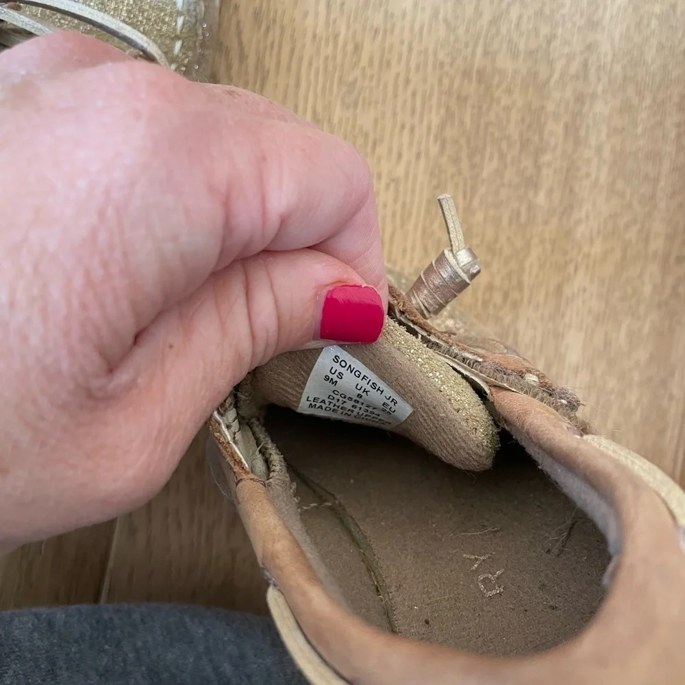 Sperry loafers glitter leather with Velcro girls 9 toddler